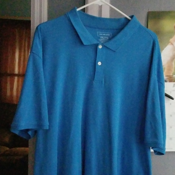 Van Heusen Polo - Picture 1 of 2